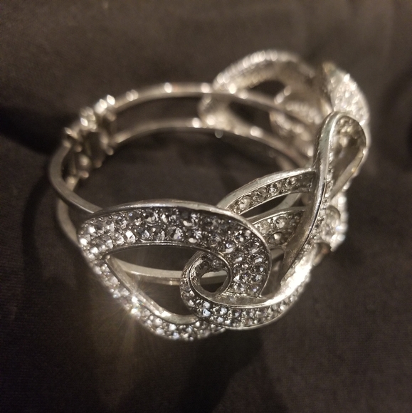 Rhinestone Cuff Hinge Bracelet - Picture 3 of 5